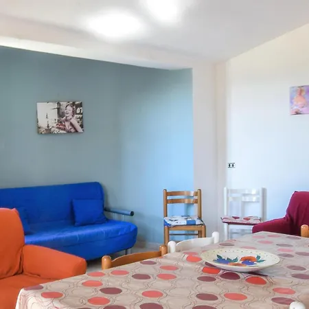 Cozy Apartment In San Leonardo Di Cutro * Le Castella